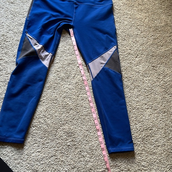 Fabletics Set Sports Bra Shira w/Matching Leggings Royal Blue Gray Mesh Pocket - Picture 16 of 16